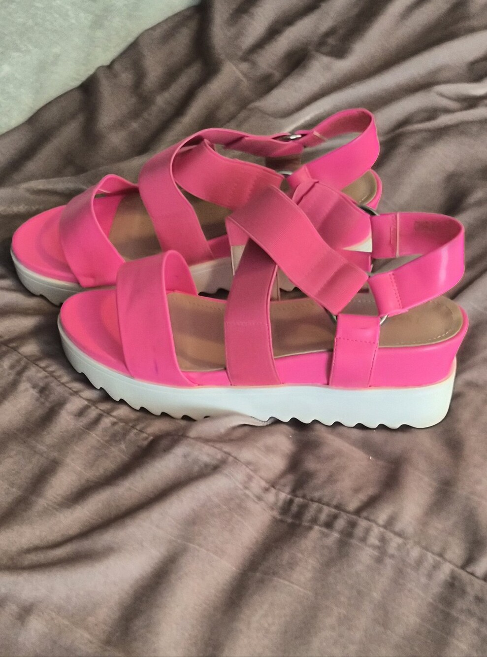Dream Pairs Hot Pink Platform Sandals - Picture 2 of 3